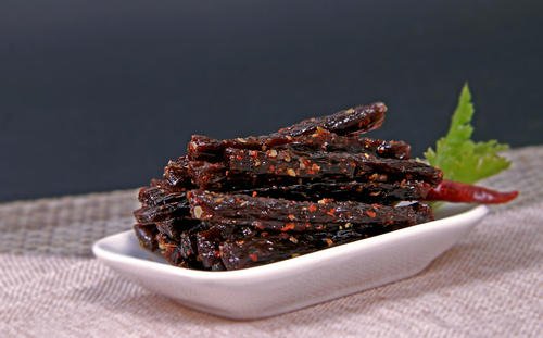 辣条专业班学生开发辣条粽子，辣条还被开发出哪些吃法呢？