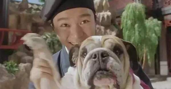 对联，上联:八目共赏，赏花赏月赏秋香。 请对下联