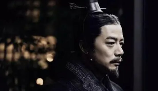 吕氏春秋作者是谁？