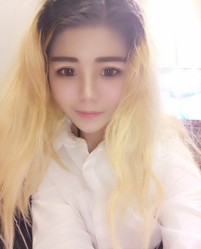 变形记中的李耐阅被领养后为什么变成这样？