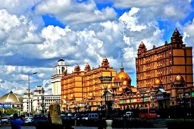 最奇怪城市,外国人像回家国人却像出了国,为何会有这种感受?