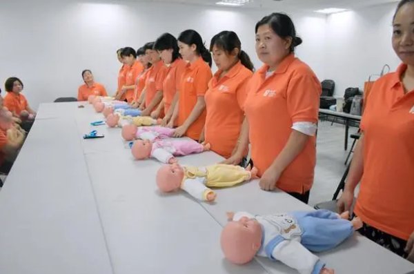 找育儿嫂哪家好