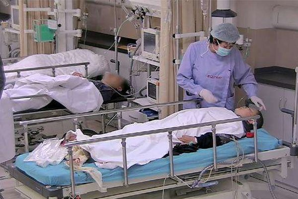 如何评价东方卫视真人秀《急诊室故事》？