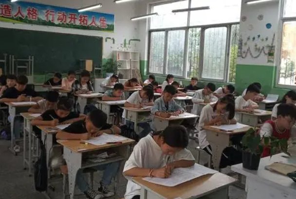 怎么查小学六年级的毕业考试成绩