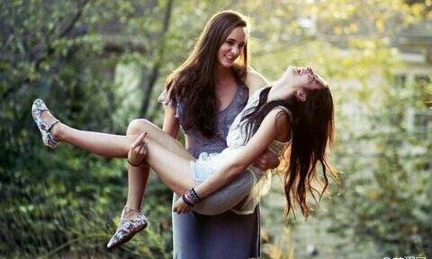 对于男同和女同,你们更接受哪一类?