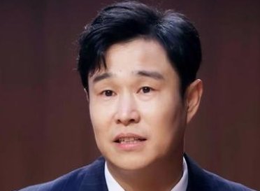 《开播!情景喜剧》小沈阳用“鸡架”串联两代青春,鸡架有多受东北欢迎?