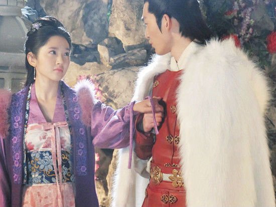 隋唐演义中盈盈是谁演的