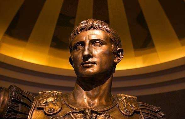 veni,vidi,vici（拉丁文，凯撒著名的三“v”）怎么读？