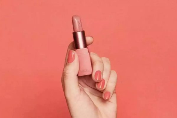 珊瑚色是什么颜色