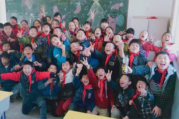 忘不了的笑声的主要内容