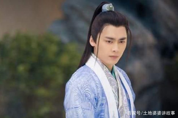 因“长笛一声人倚楼”赵嘏被人称为“赵倚楼”，由诗句获得雅号的人还有谁？