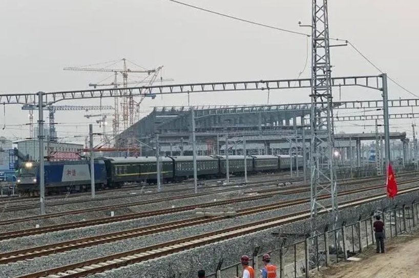 七站两场经济圈的北京丰台站，承接了哪些经停路线？