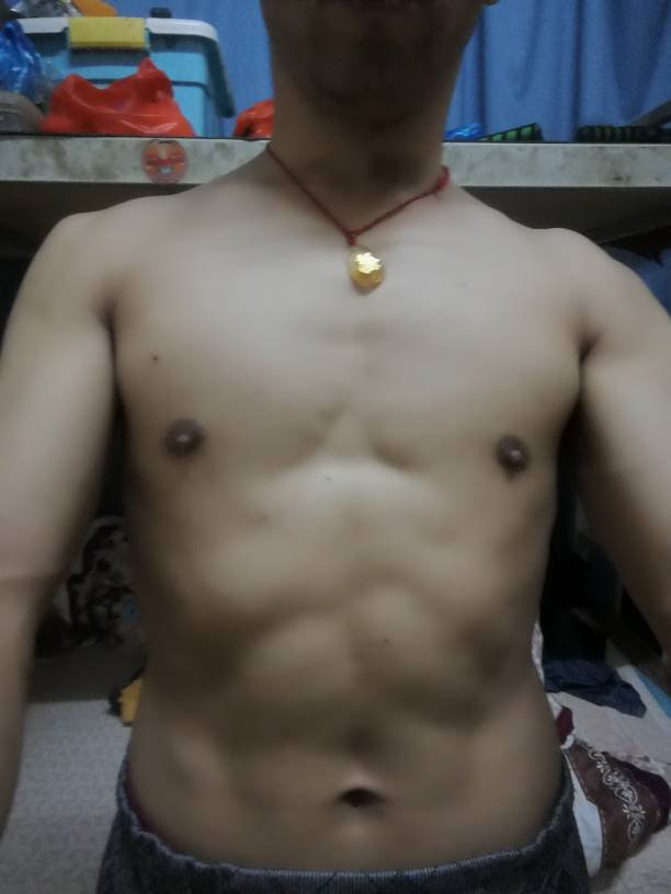 男朋友还没有跟前女友分手就开始追我，但是没有感情了，只是想弥补那么多年的责任没分手，我有点迷茫