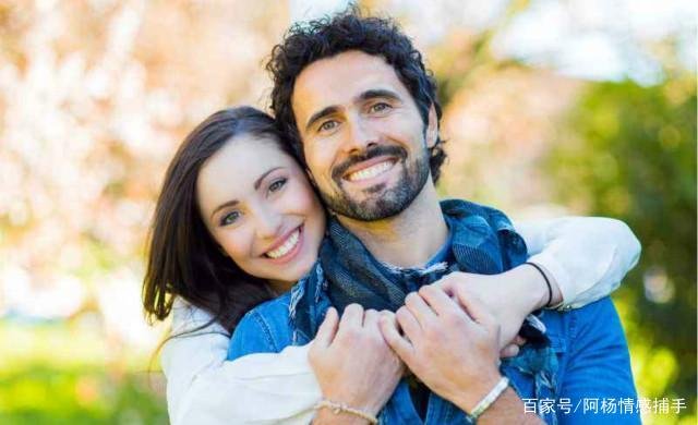 一对夫妻为了孩子,白天是夫妻,晚上却是邻居,这样的做法你怎么看?