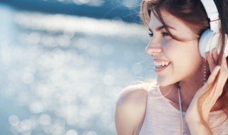 黄昏歌词 歌曲黄昏歌词