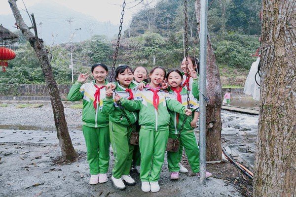 忘不了的笑声的主要内容