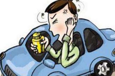 小白，小黄，小蓝，坐长途汽车，谁会晕车？（脑筋急转弯）