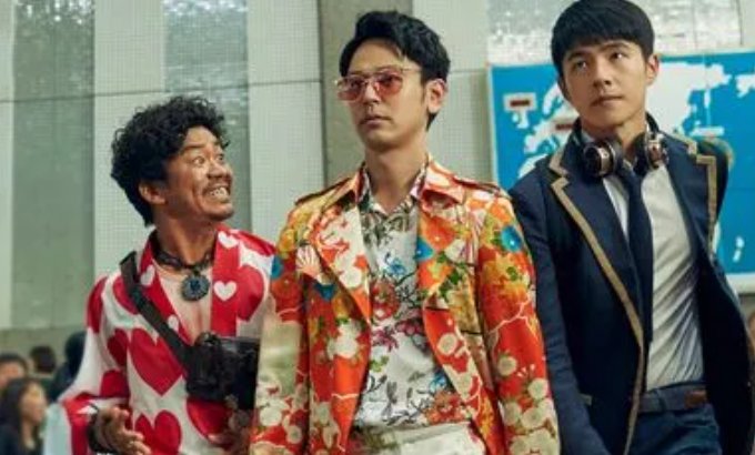 唐人街探案3中野田昊拿什么录的田中与秦风的对话