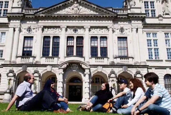 建国大学留学费用多少