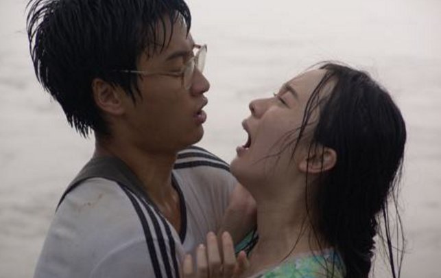 被低估的恐怖国产悬疑片，电影《迷城》讲的是什么？