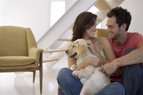 送女朋友的礼物被她转卖了,你会怎么办?