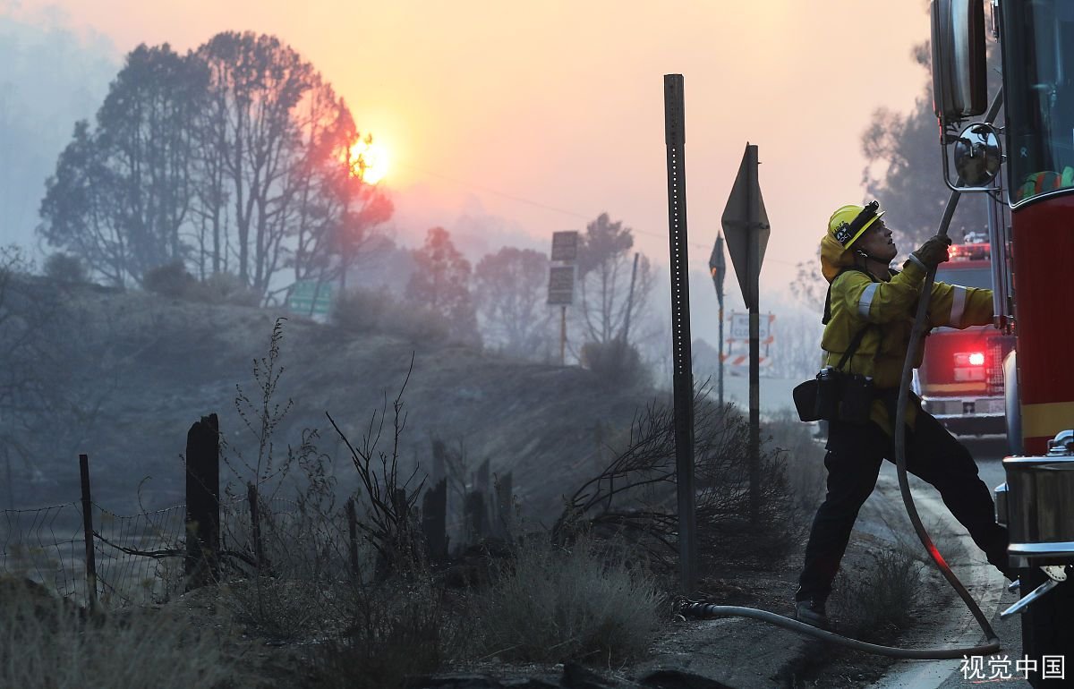 云南一灭火直升机坠入洱海，造成这次事故的原因是什么？