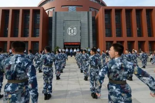 空军青年航空学校好吗?