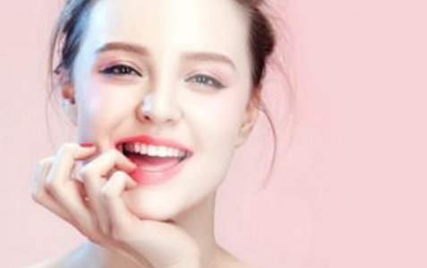 脸上肉肉多的调皮说说怎么发？