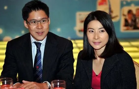 郭晶晶几个男孩几个女孩