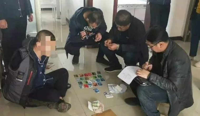 唐山警方接到报案后3个多小时才到现场,派出所和报警人对此作何回应?