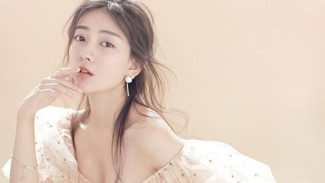 张新成谈“最佳女主”获奖感言：安能辨我是雄雌，你怎么看？