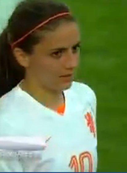 荷兰女足10号是谁，照片来张