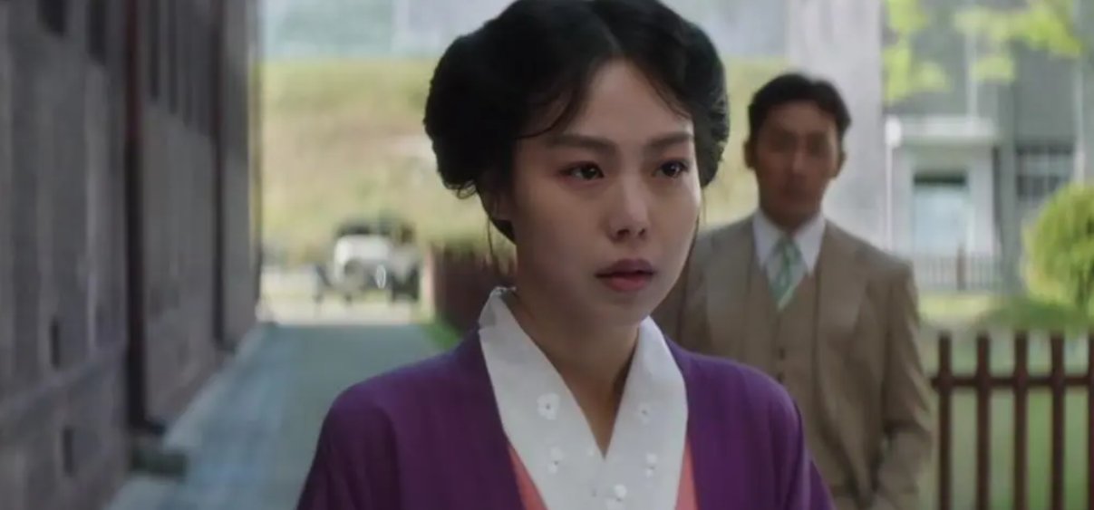 韩国电影《小姐》讲了什么？