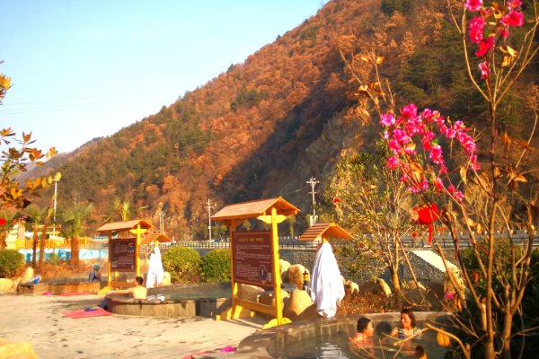 温泉度假村哪里好