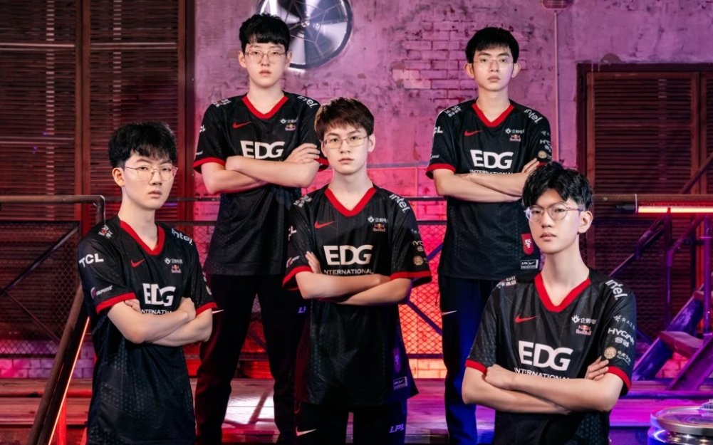 有哪些战队是全华班呢？