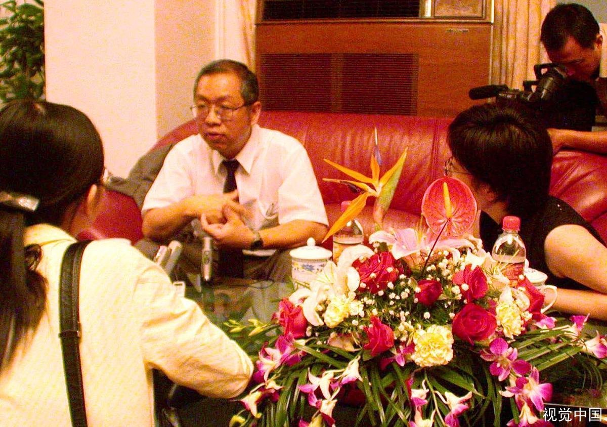 中国人民大学冷成金教授在京逝世,他在什么领域有重大贡献?