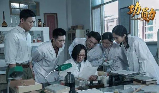 电视剧《功勋》之《屠呦呦的礼物》开播，屠呦呦本人对此是如何回应的？