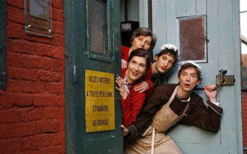 《隐形狂人》是喜剧电影还是恐怖电影？