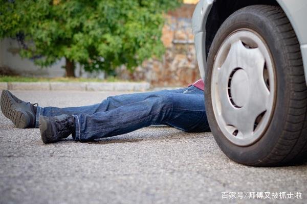 河北廊坊市一男孩下班途中身亡,打工餐厅需要为此负责?