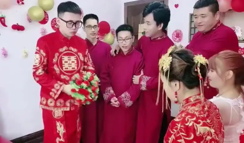 临沂一对新人接亲双双被撒成白眉大侠，当地对接亲的人有什么讲究？