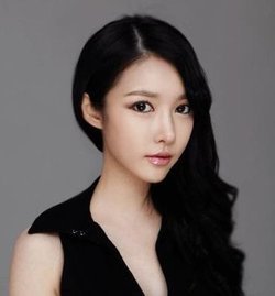 李艺芝的人物简介