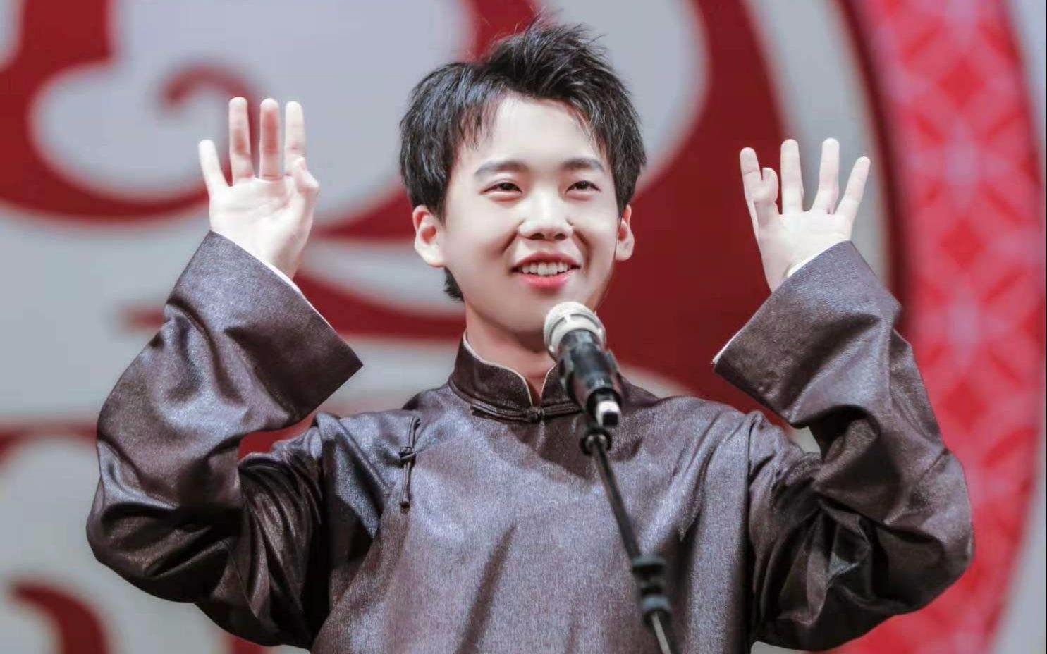 娱乐圈公开的富二代有哪些？