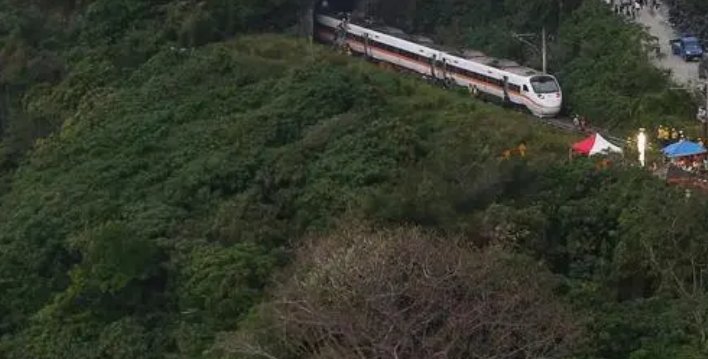 台铁脱轨列车行车记录仪已找到，对事故调查有何帮助？