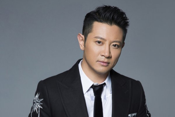 罗中旭个人简历