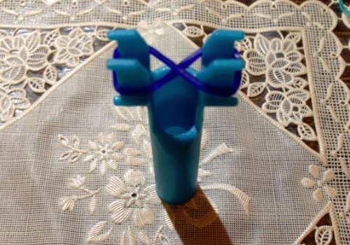 橡皮筋手链怎样打结才不会松