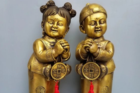 金童玉女的意思