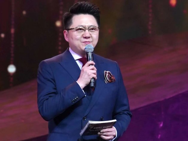 2024东方卫视跨年晚会主持人