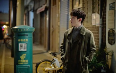 朱一龙为拍戏被打巴掌和吐口水，他为什么这么努力？