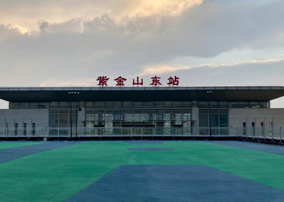 中国最大废弃火车站