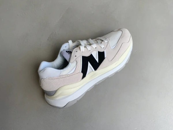 新百伦在哪里买是正品